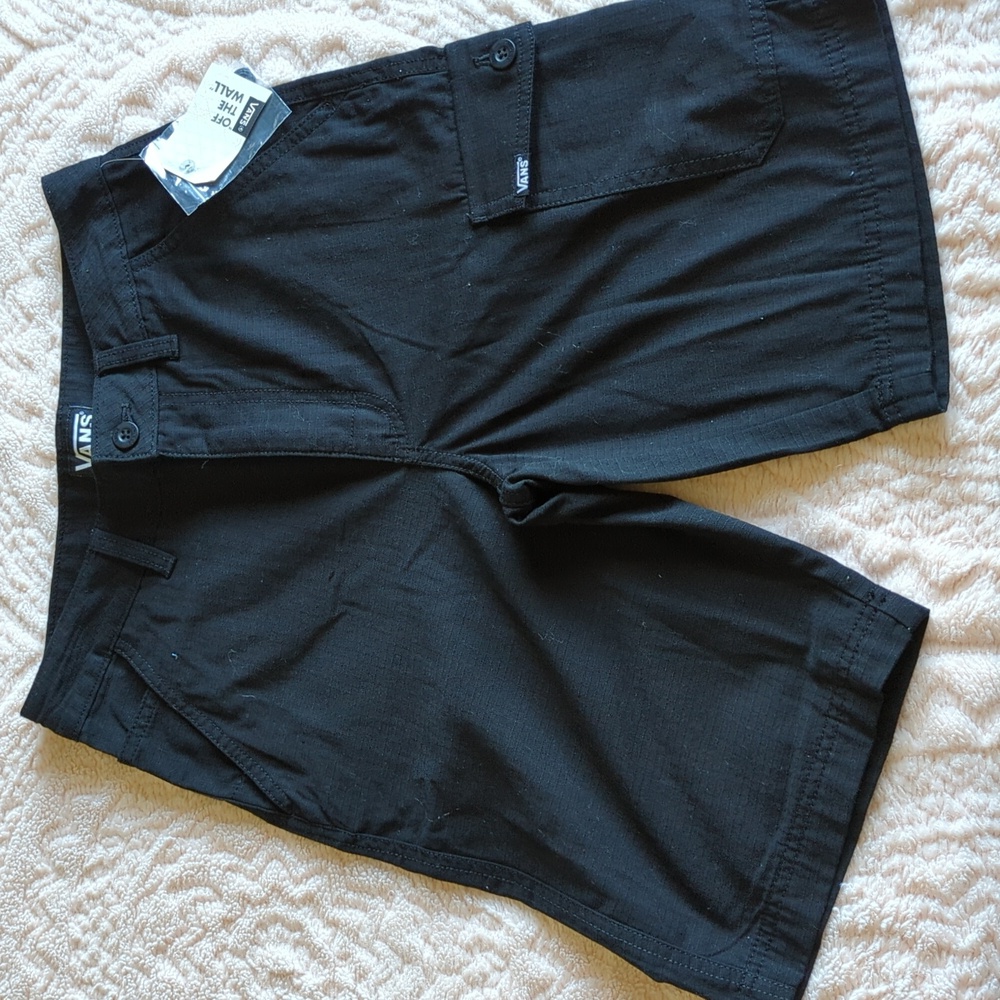 NWT Black Vans Shorts Size 14